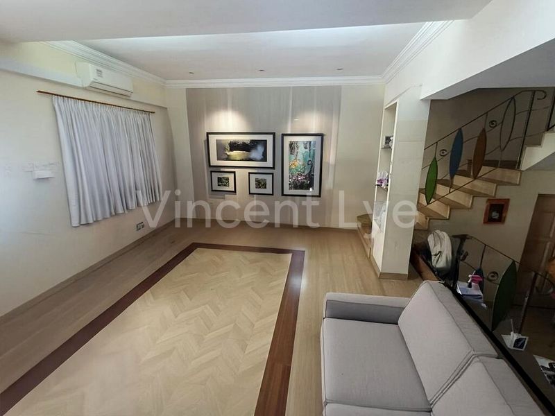 3 Bed Terraced House (Landed) for Sale in  Kew Gate - Image 3